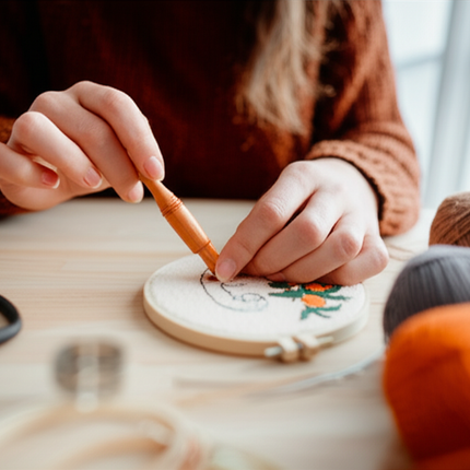 Women Art Punch Needle Embroidery Starter Kits Punch Needle Tool Threader Fabric Embroidery Hoop Yarn Rug for Craft Lover - gallery 1