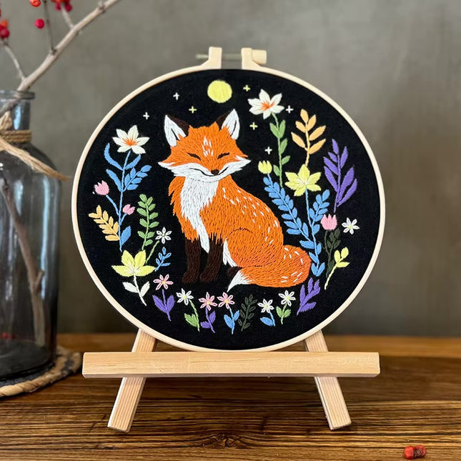 Cute Cartoon Fox Embroidery Kit with Instruction Needle Thread Stapmed Cloth For Room Decor DIY Crafter Gift