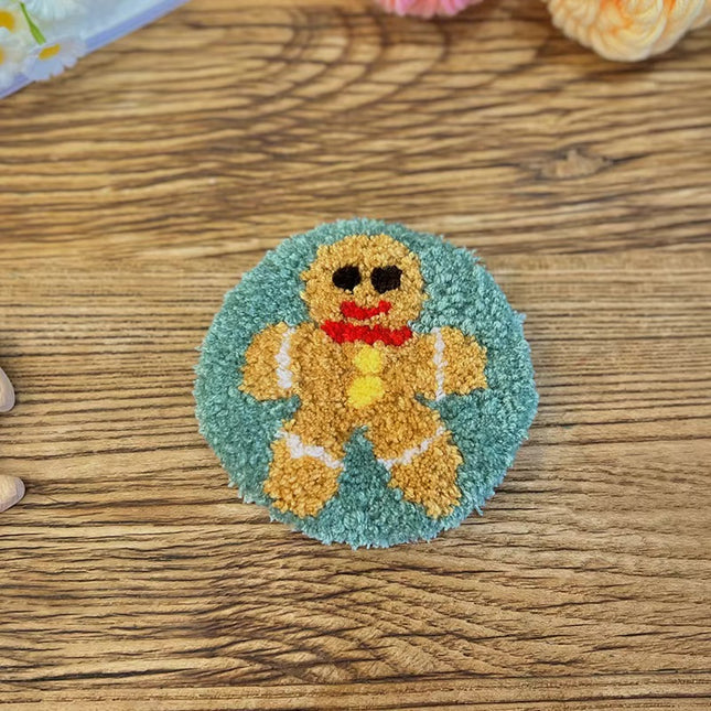 1PC 4cm DIY Punch Needle Coasters Kit Containing yarn Fun Pattern Coaster Set For Christmas with Animal Pattern Tea Cushions