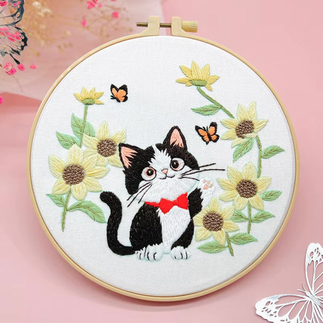 Cartoon Cute Cat Basic DIY Material Pack for Beginners with EN CN Instructions Needles Stamped Cloth for DIY Teenager
