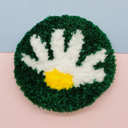 1PC 4cm DIY Punch Needle Coasters Kit Containing yarn Fun Pattern Coaster Set For Christmas with Animal Pattern Tea Cushions
