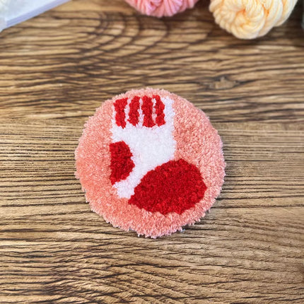 1PC 4cm DIY Punch Needle Coasters Kit Containing yarn Fun Pattern Coaster Set For Christmas with Animal Pattern Tea Cushions