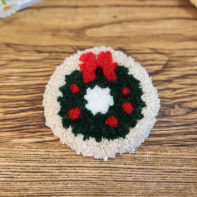 1PC 4cm DIY Punch Needle Coasters Kit Containing yarn Fun Pattern Coaster Set For Christmas with Animal Pattern Tea Cushions