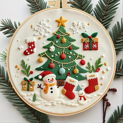 1 high-quality new Christmas series pattern DIY embroidery set material package. The set includes needles, threads, embroidery s